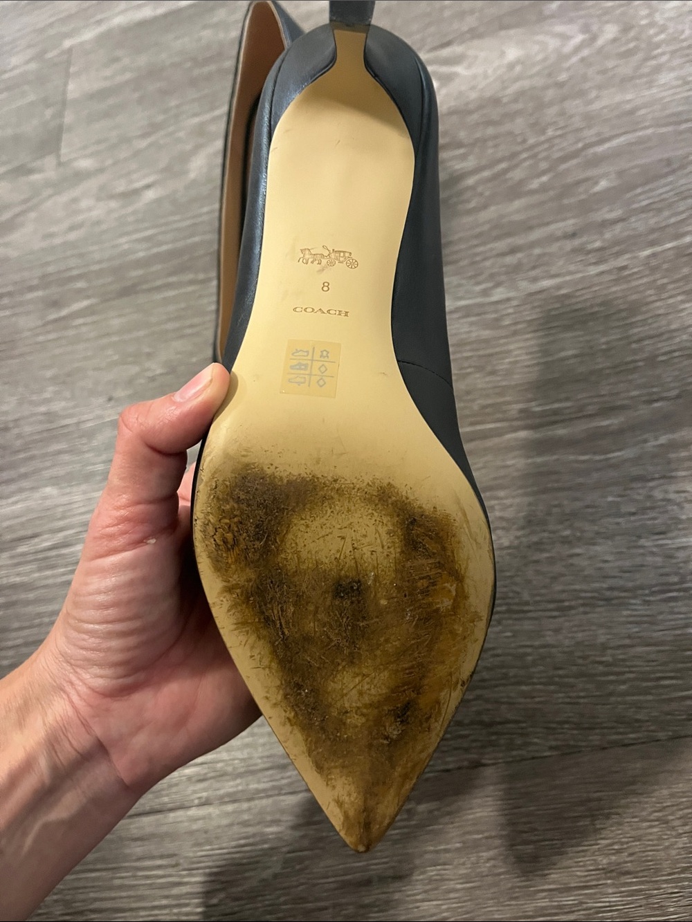 🖤 COACH Black Leather Pointed Toe Stiletto Pumps sz 8 🖤 - Picture 4 of 4